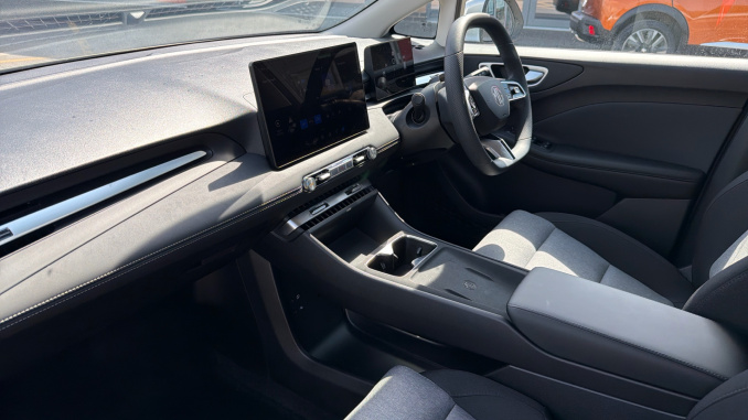 MG MG4 Urban 118kW Comfort Long Range 54kWh 5dr Auto Electric Hatchback - Image 9